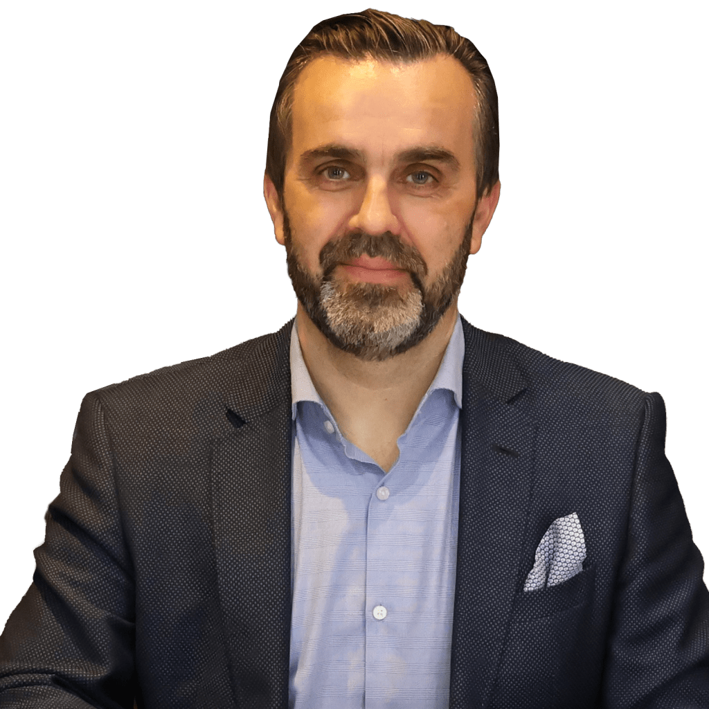 Licenciatura em Medicina em 1999, com  especialização em Patologia Clínica em 2006.
Subespecialidade em Microbiologia Médica desde 2020
Competência de Gestão de Serviços de Saúde da Ordem dos Médicos
Pós- graduação em Gestão e Direção em Saúde
Pós-Graduação de Ética em Saúde pela Universidade de Coimbra
Bastonário da Ordem dos Médicos para o triénio 2023-2025.

