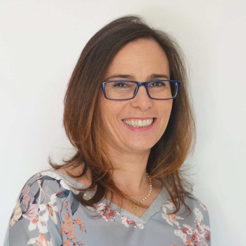 Professora Associada de Farmacologia e Terapêutica Geral da FMUL
Farmacologista Certificada pela EPHAR
Líder de Grupo de Investigação no Instituto de Medicina Molecular João Lobo Antunes
Presidente da Sociedade Portuguesa de Farmacologia
Presidente do Conselho Pedagógico da FMUL
